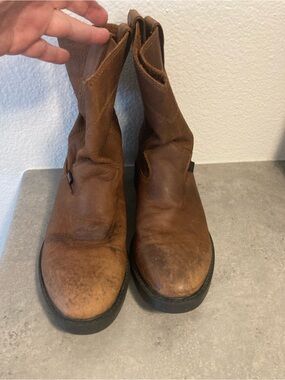 Justin Distressed Work Boot